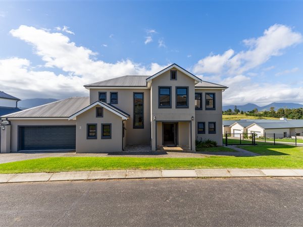 5 Bedroom House 5 Bedroom House