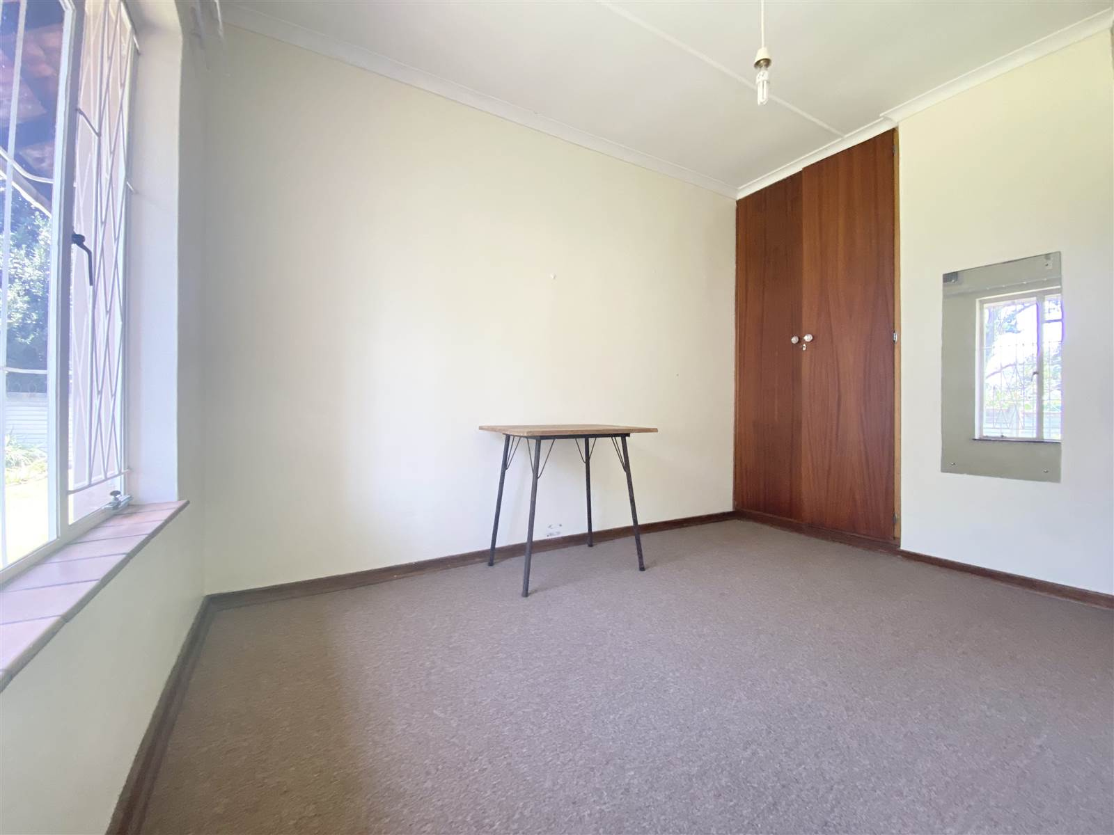 2 Bed Simplex in Howick photo number 6