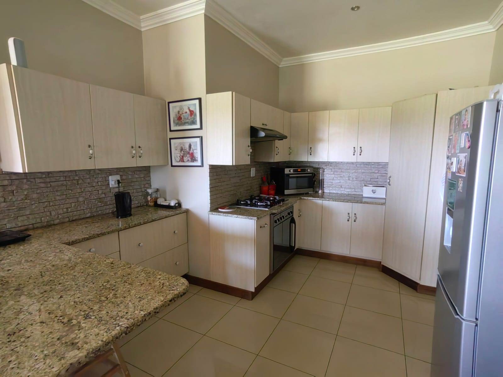 3 Bed House in Parys Golf Estate photo number 9