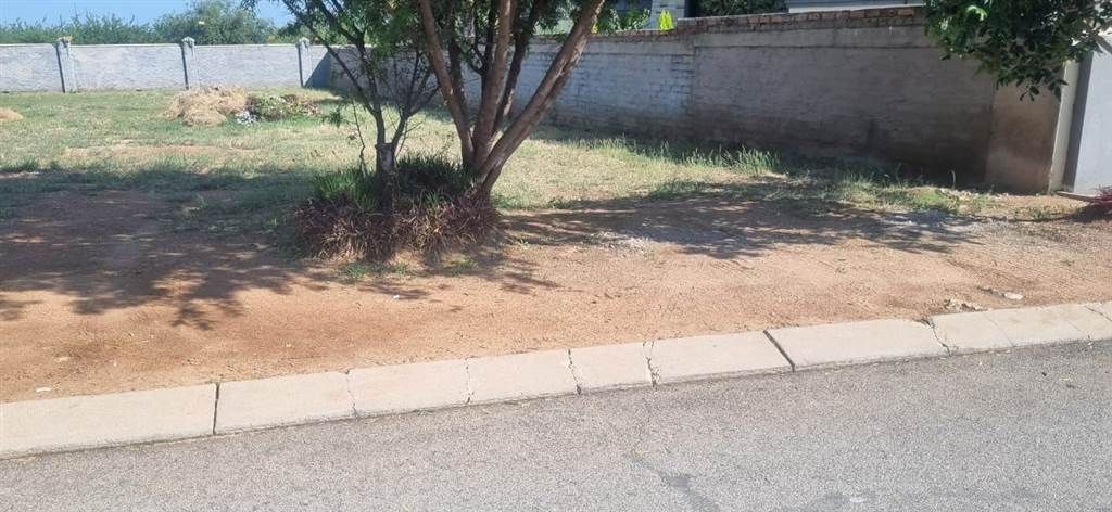 644 m² Land available in Polokwane Central photo number 4
