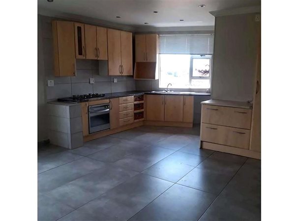 3 Bed Apartment in Edleen