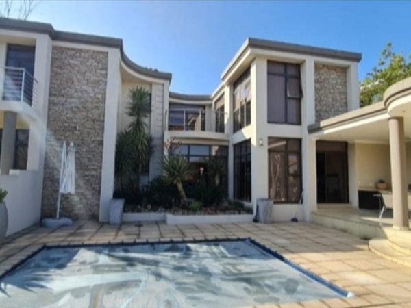 3 Bed House in Ebotse Estate