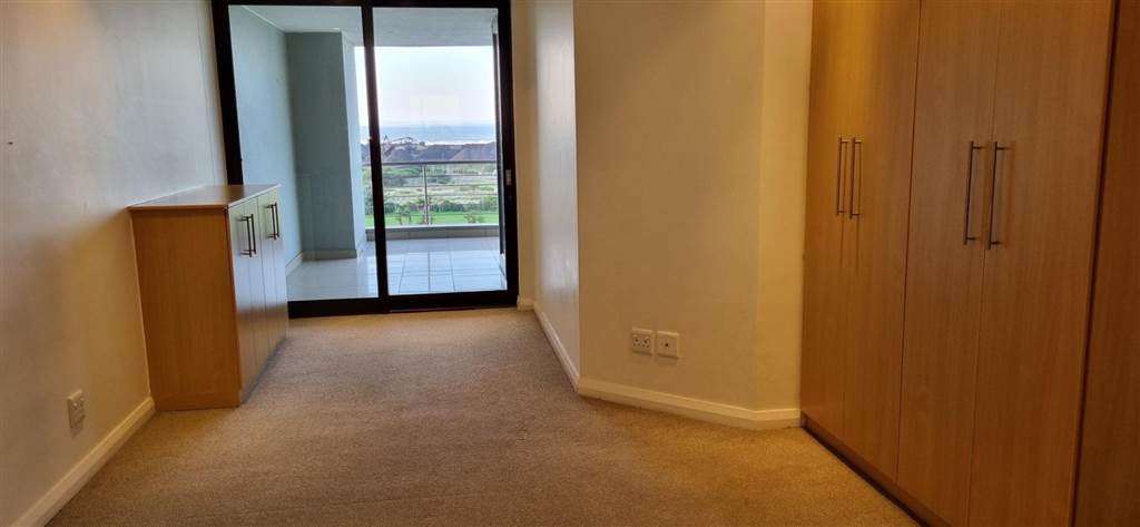 2 Bed Apartment in Humewood photo number 10