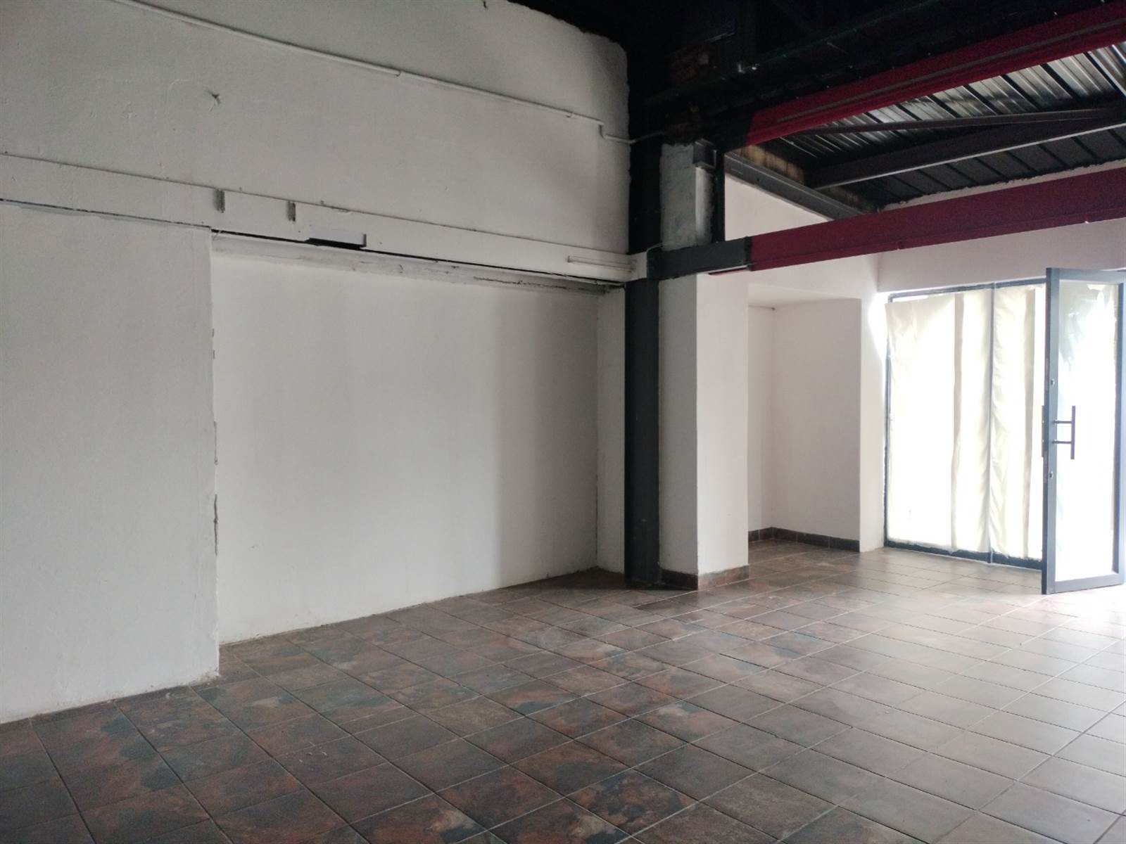 82  m² Commercial space in Fourways photo number 3