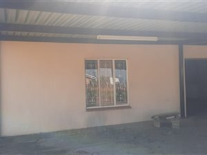 2 Bed House in Acaciaville
