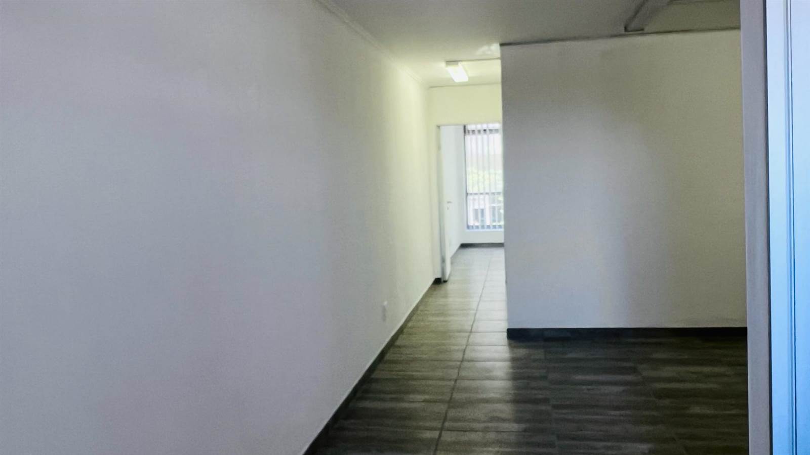 80  m² Commercial space in Umhlanga Ridge photo number 9