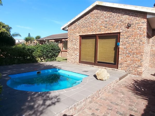 3 Bedroom House 3 Bedroom House