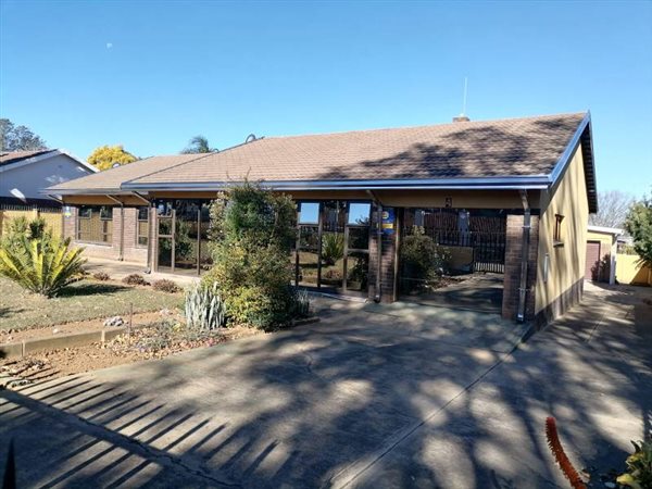 3 Bedroom House 3 Bedroom House