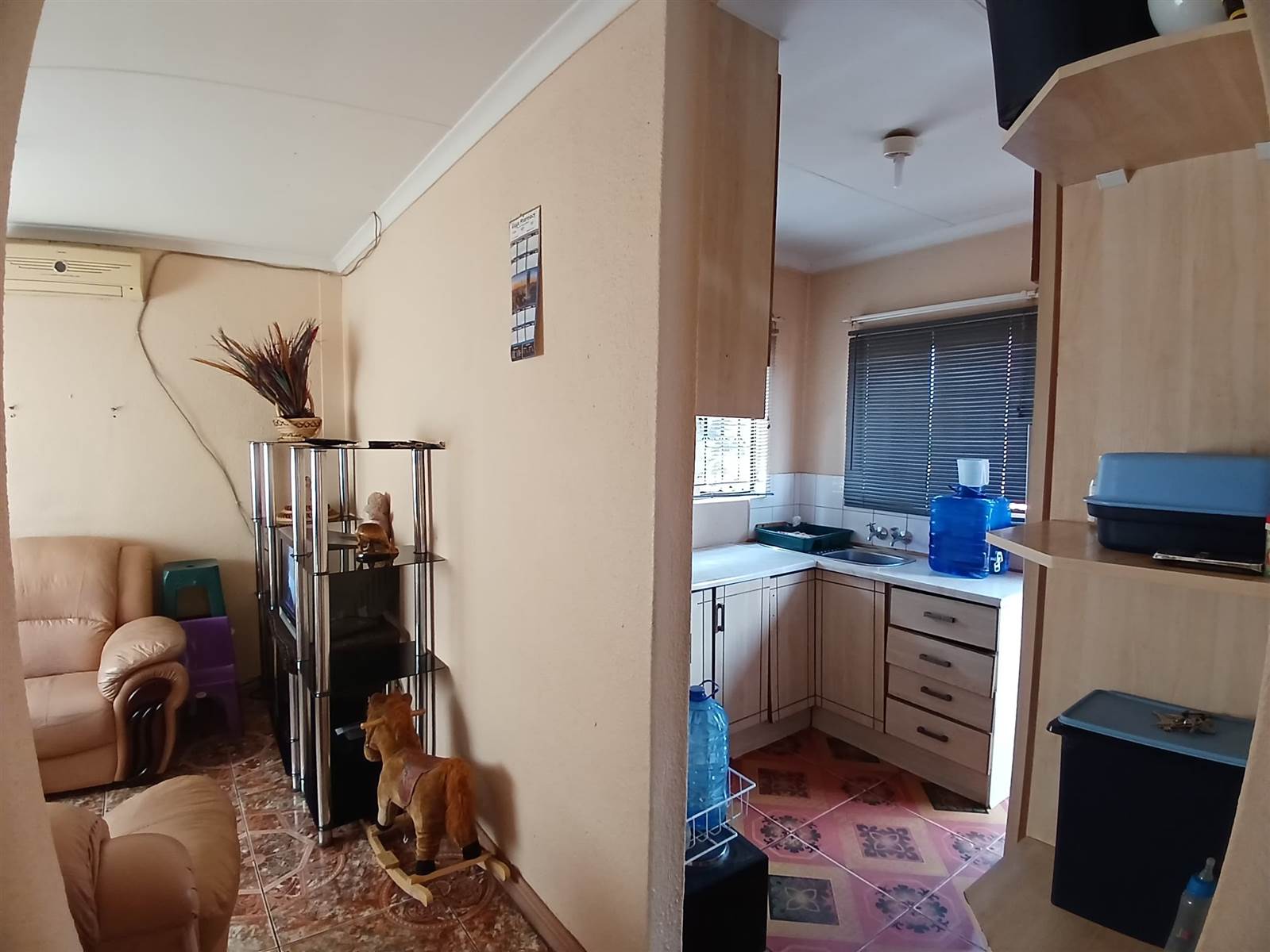 2 Bed House in Tlhabane photo number 13