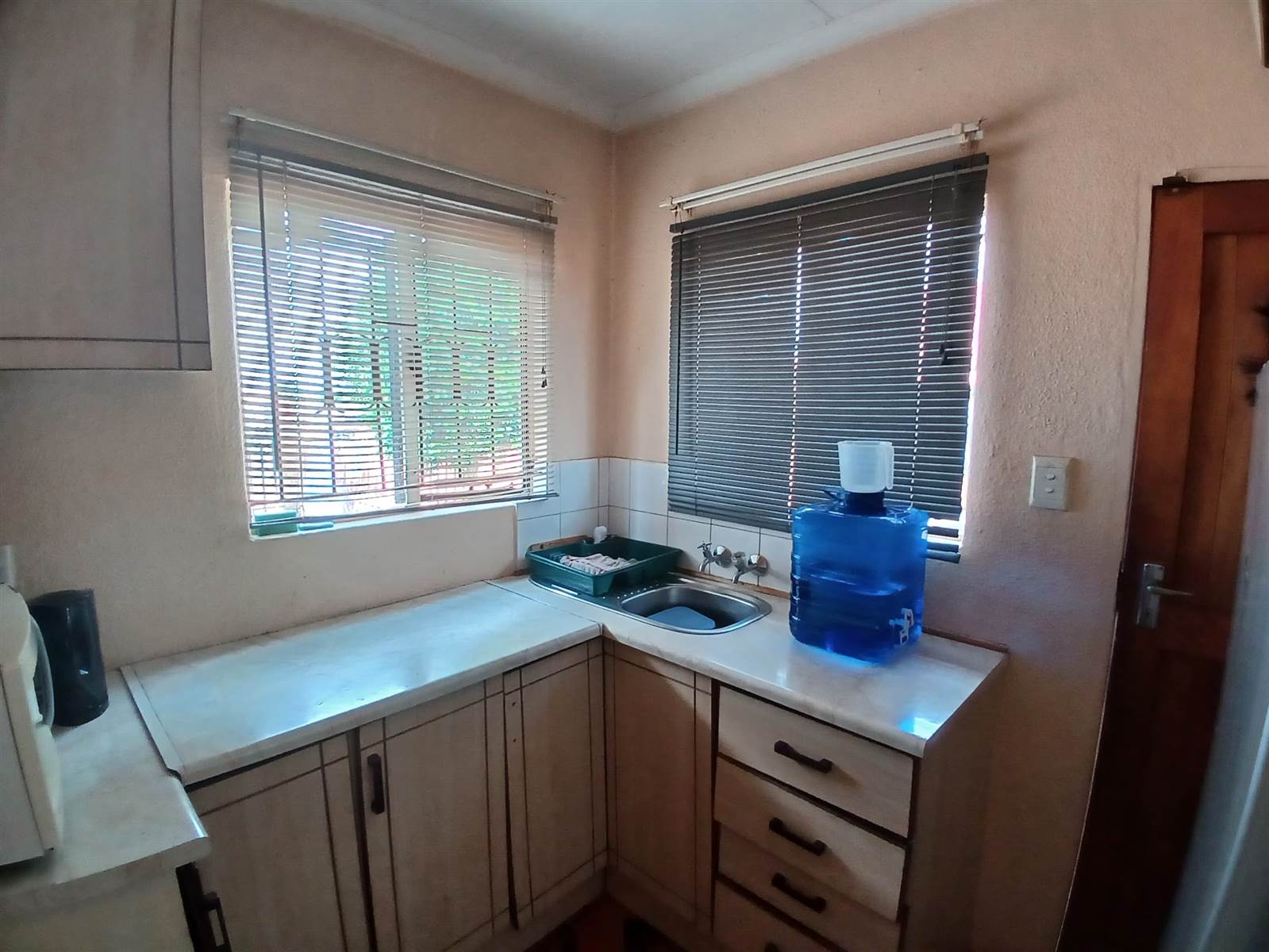 2 Bed House in Tlhabane photo number 10