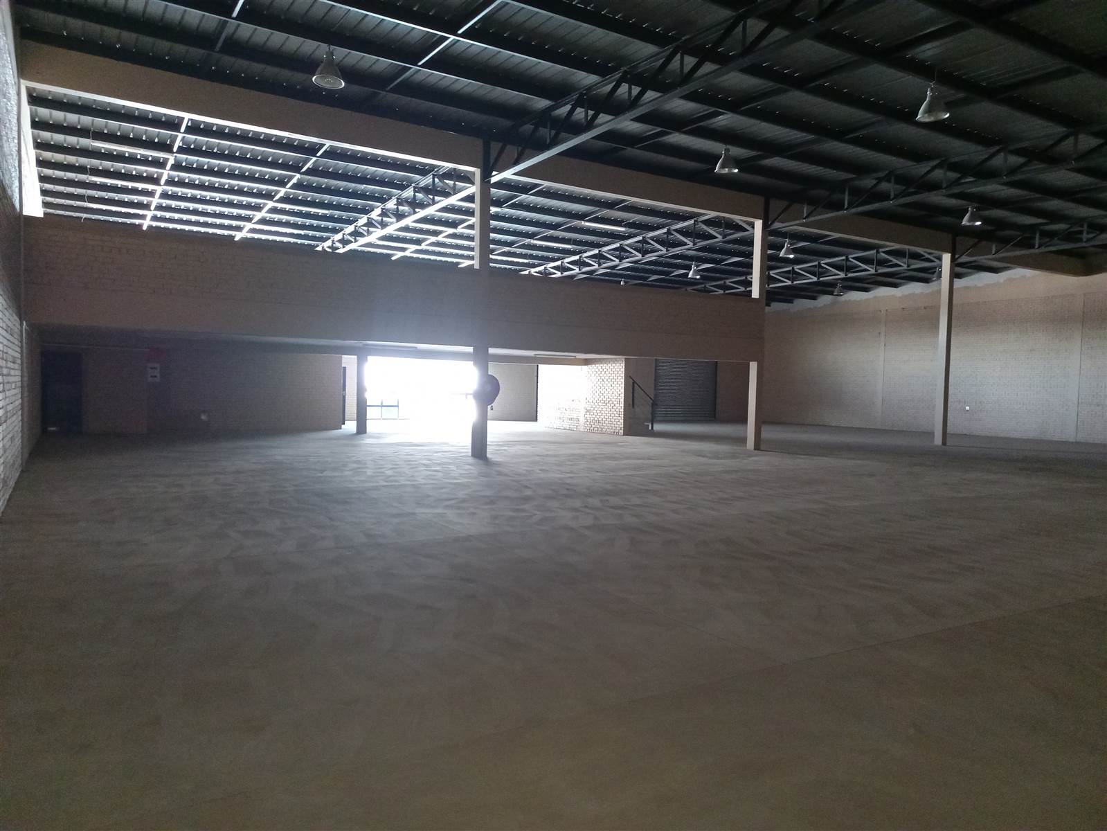 1309  m² Industrial space in Pomona photo number 9
