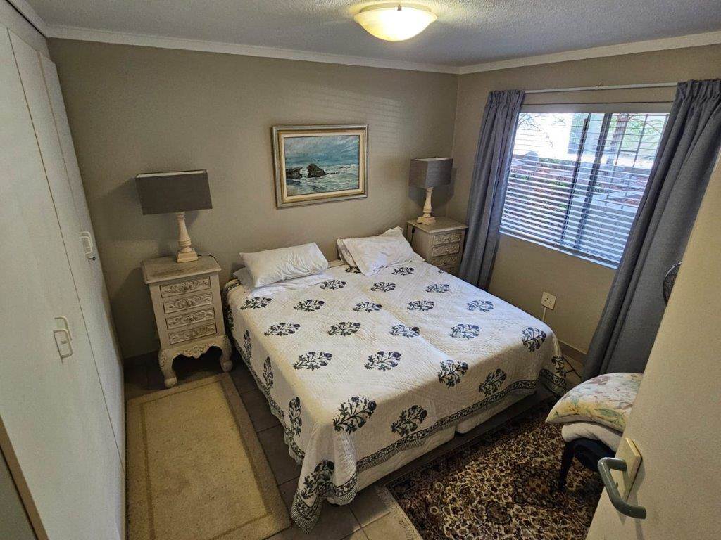 3 Bed Apartment in Mossel Bay Central photo number 17