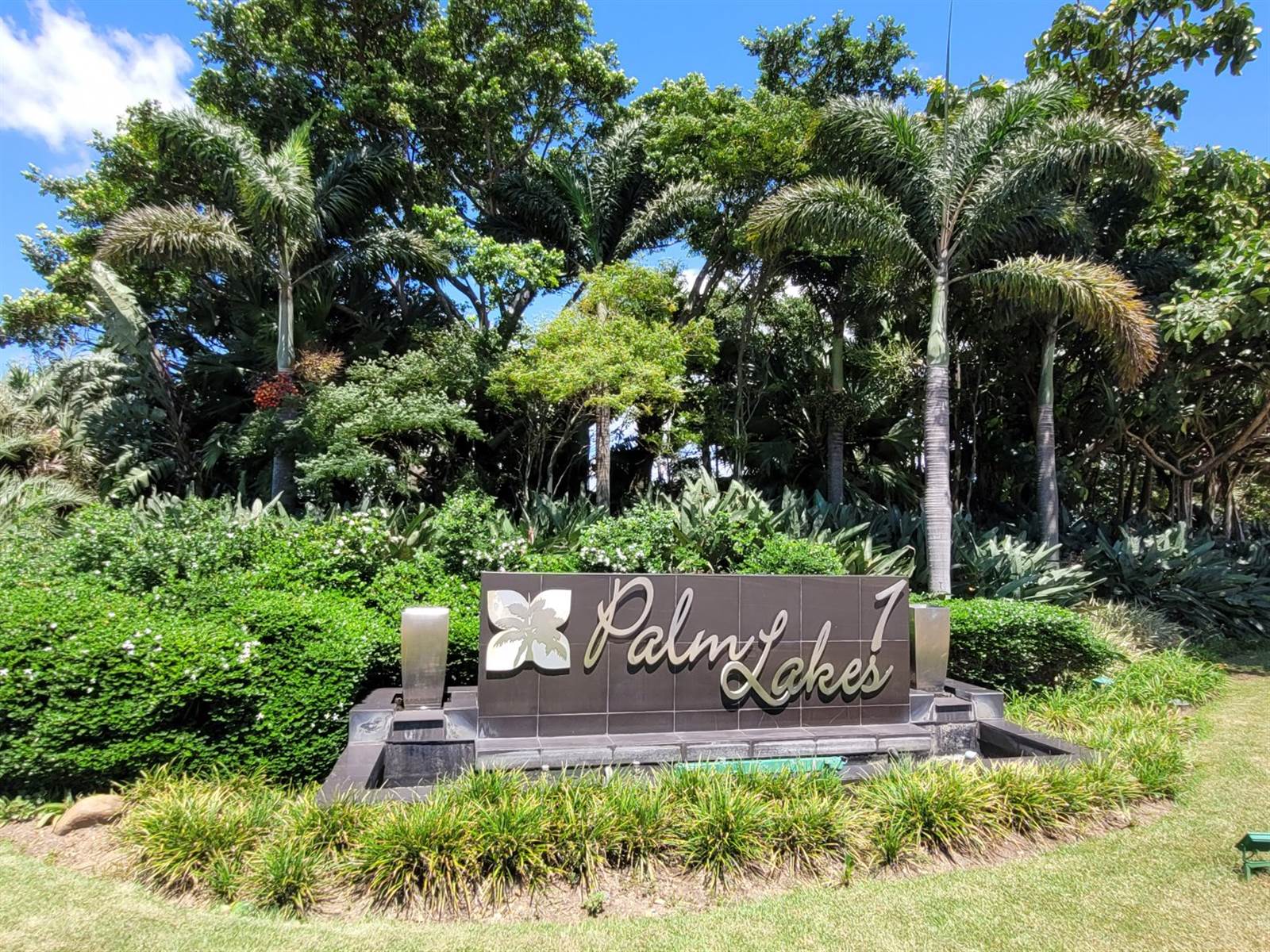 576 m² Land available in Palm Lakes Estate photo number 22