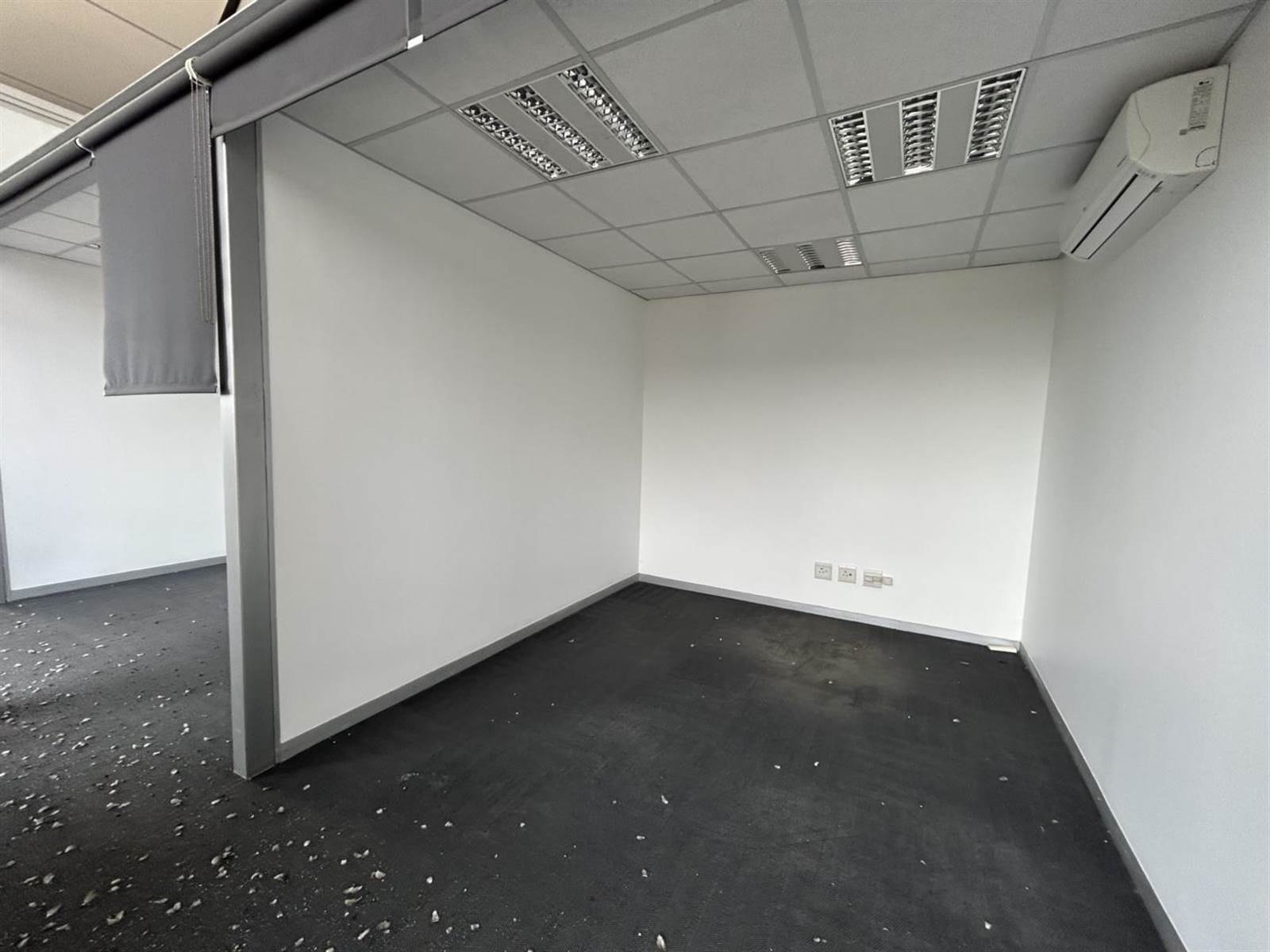 1127  m² Office Space in Irene photo number 15