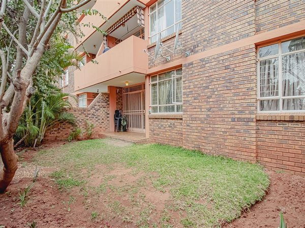 3 Bed Apartment in Sinoville