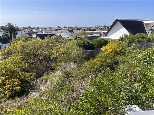 581 m² Land available in St Francis Bay Canals