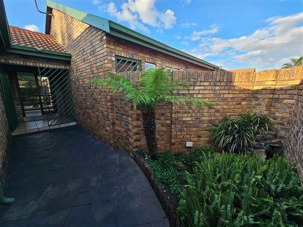 3 Bedroom House 3 Bedroom House