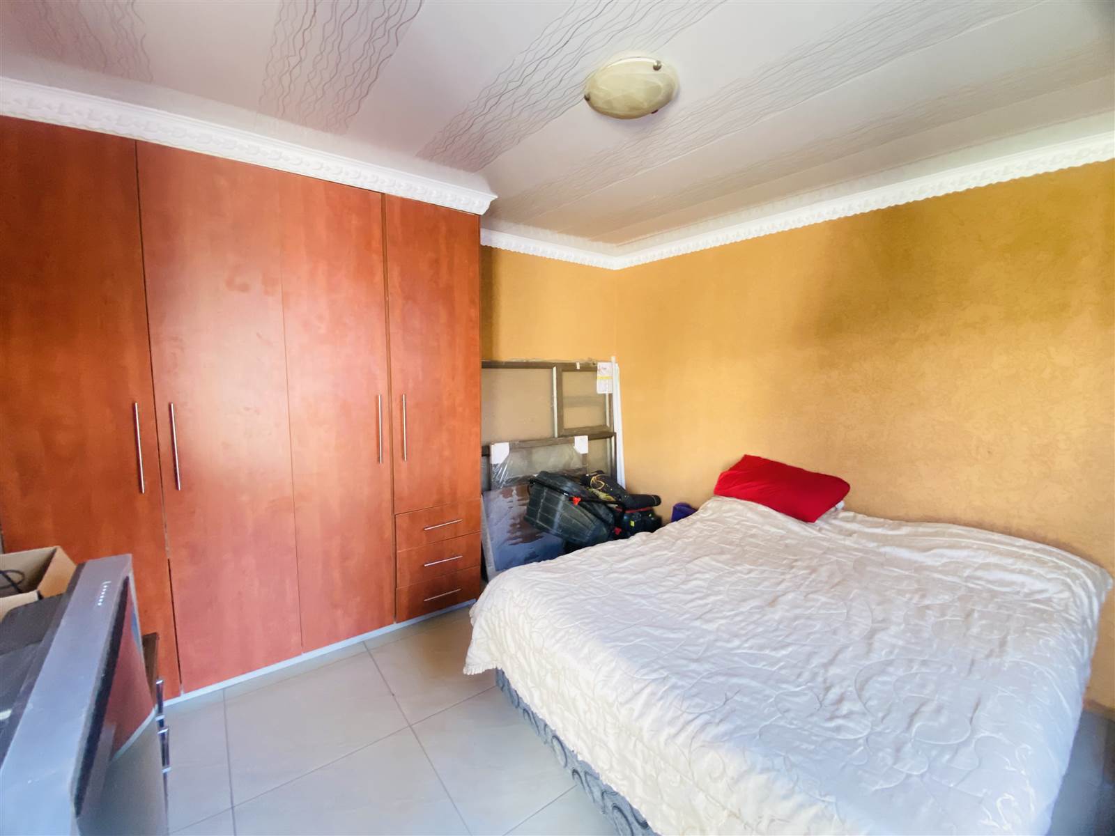 3 Bed House in Kwa Thema photo number 19
