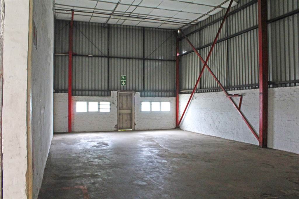 1831  m² Industrial space in Westmead photo number 15