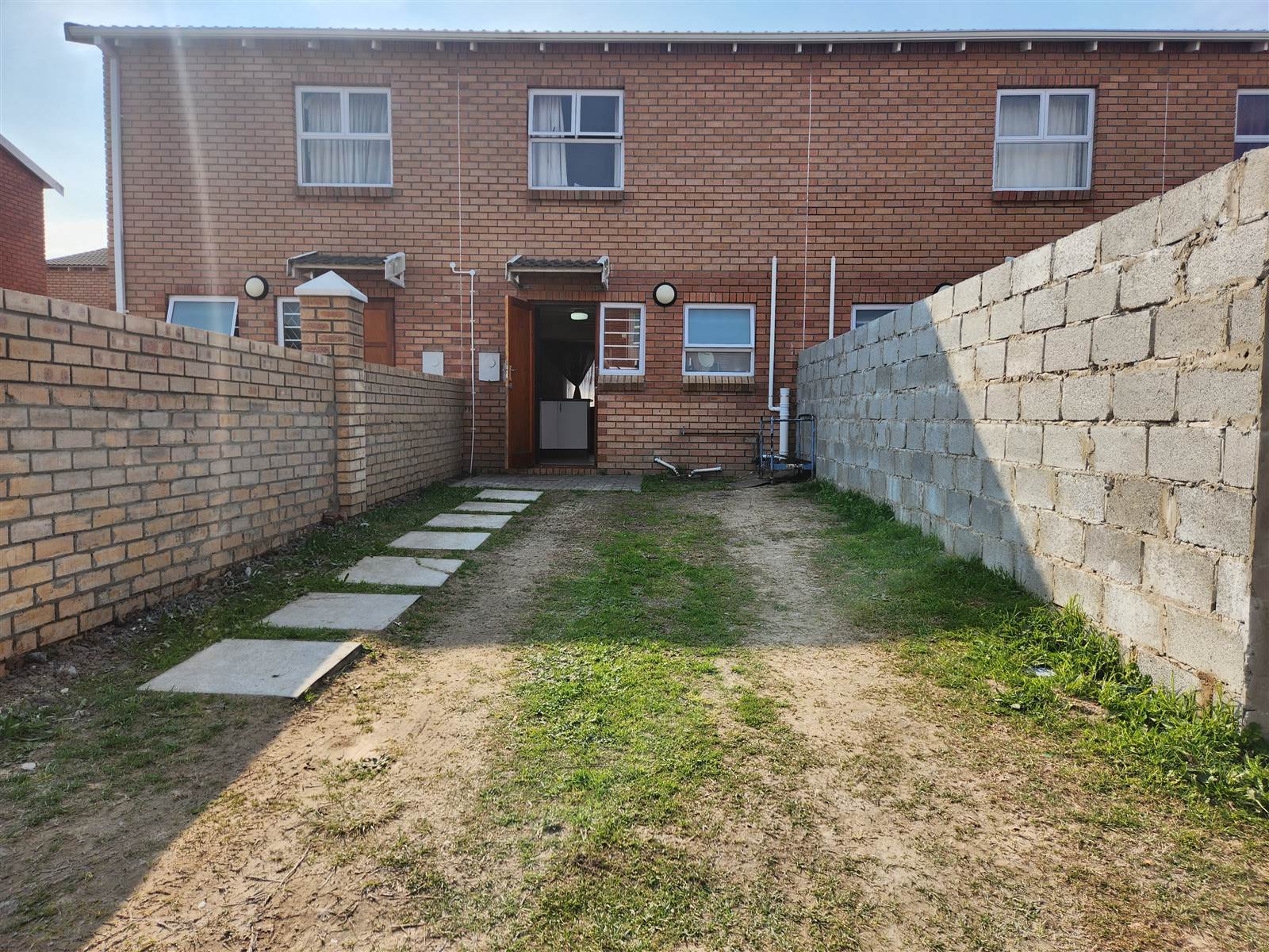 2 Bed House in Walmer Link photo number 23