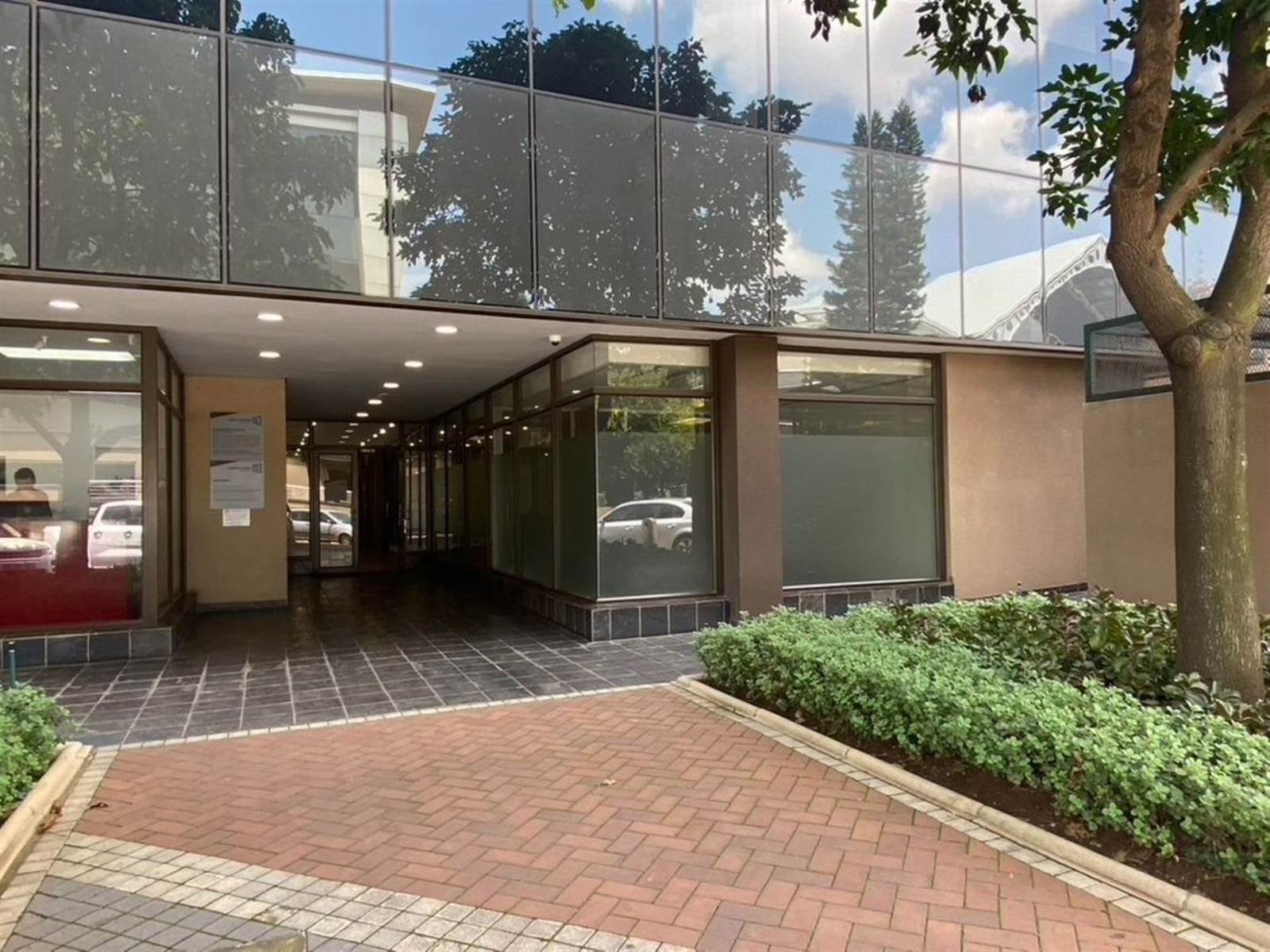 5137  m² Commercial space in Parktown photo number 1