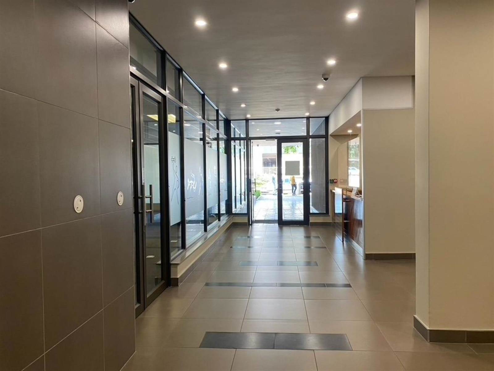 5137  m² Commercial space in Parktown photo number 2