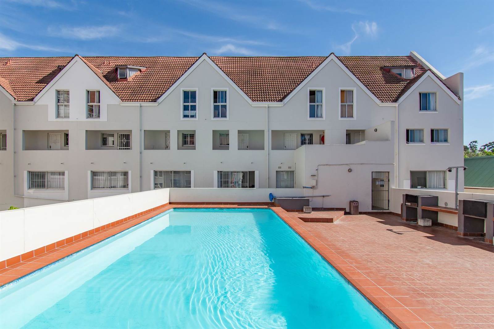 3 Bed Apartment in Stellenbosch Central photo number 1