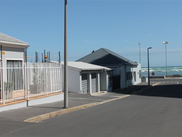 3 Bedroom House 3 Bedroom House