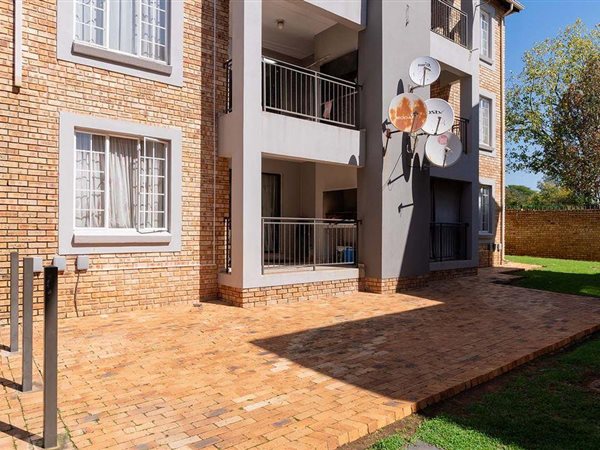 2 Bedroom Apartment 2 Bedroom Apartment