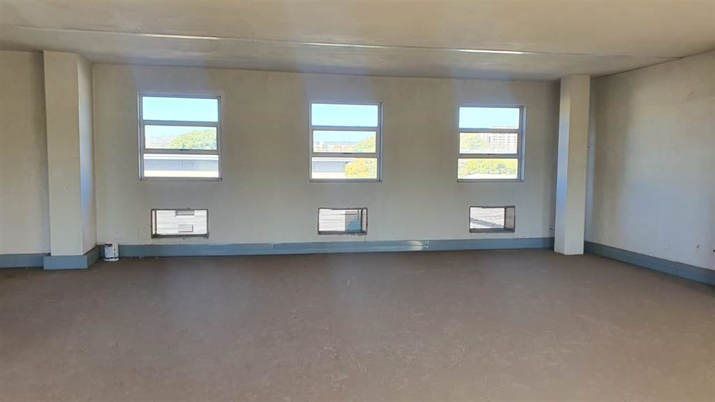 270  m² Commercial space in Hatfield photo number 15