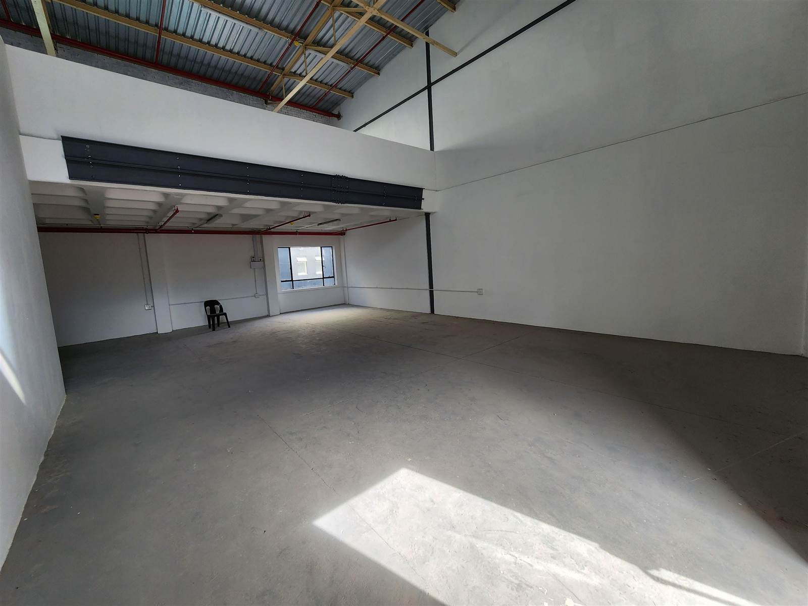 208  m² Industrial space in Kuilsriver photo number 2