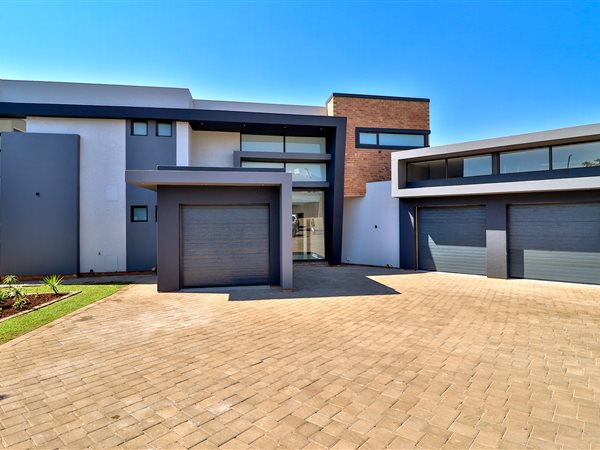 5 Bed House in Midstream Estate