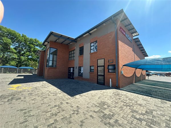 334  m² Industrial space