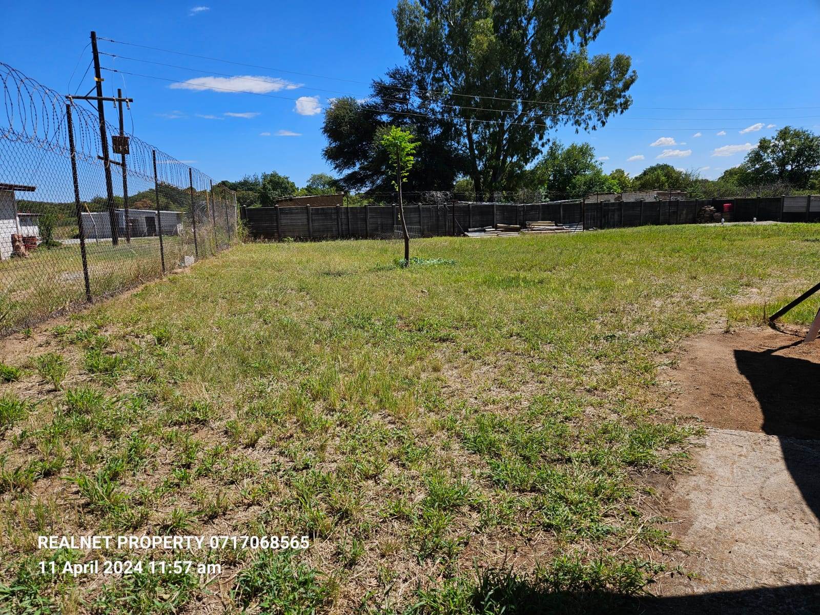 1.6 ha Smallholding in Marikana photo number 17