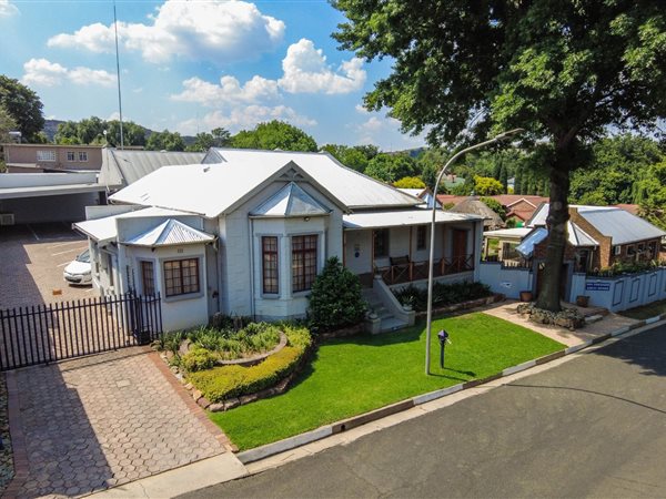 17 Bed House in Heidelberg Central