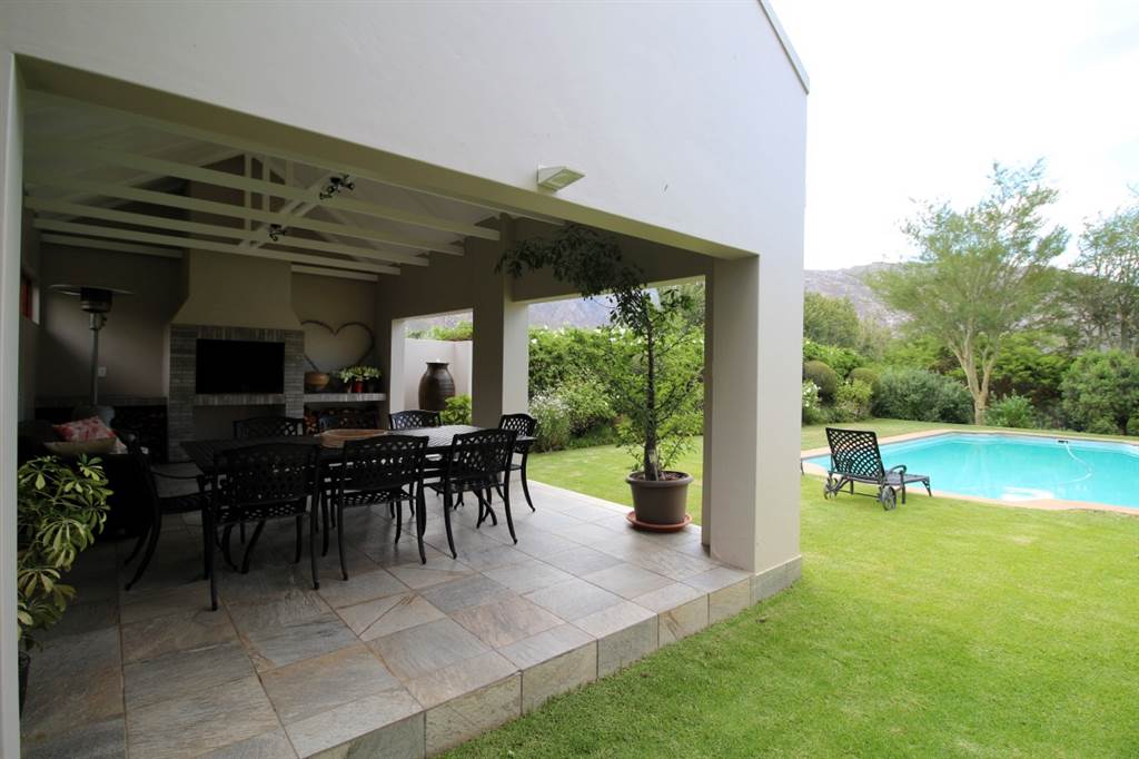 5 Bed House in Montagu photo number 30