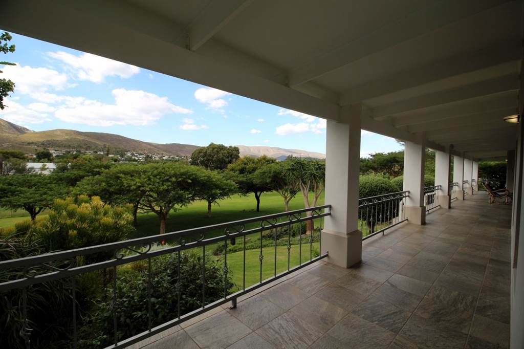 5 Bed House in Montagu photo number 29
