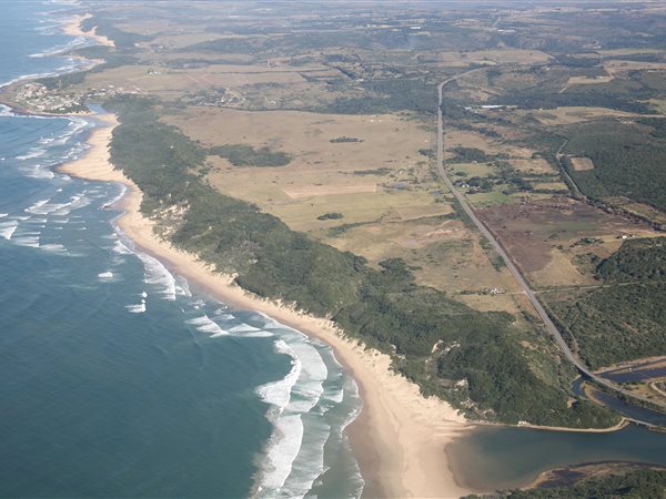 247 ha Land available in Kidds Beach