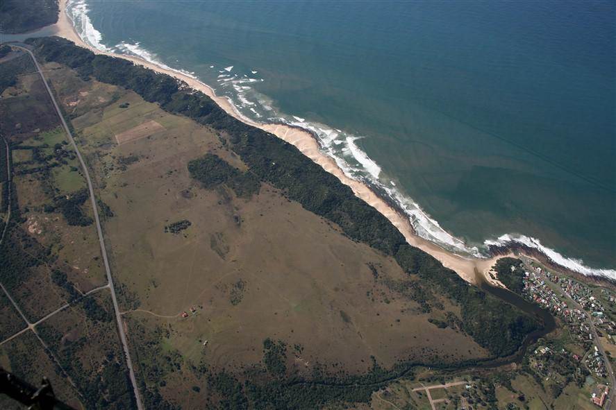 247 ha Land available in Kidds Beach photo number 4
