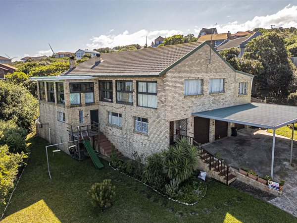 5 Bedroom House 5 Bedroom House