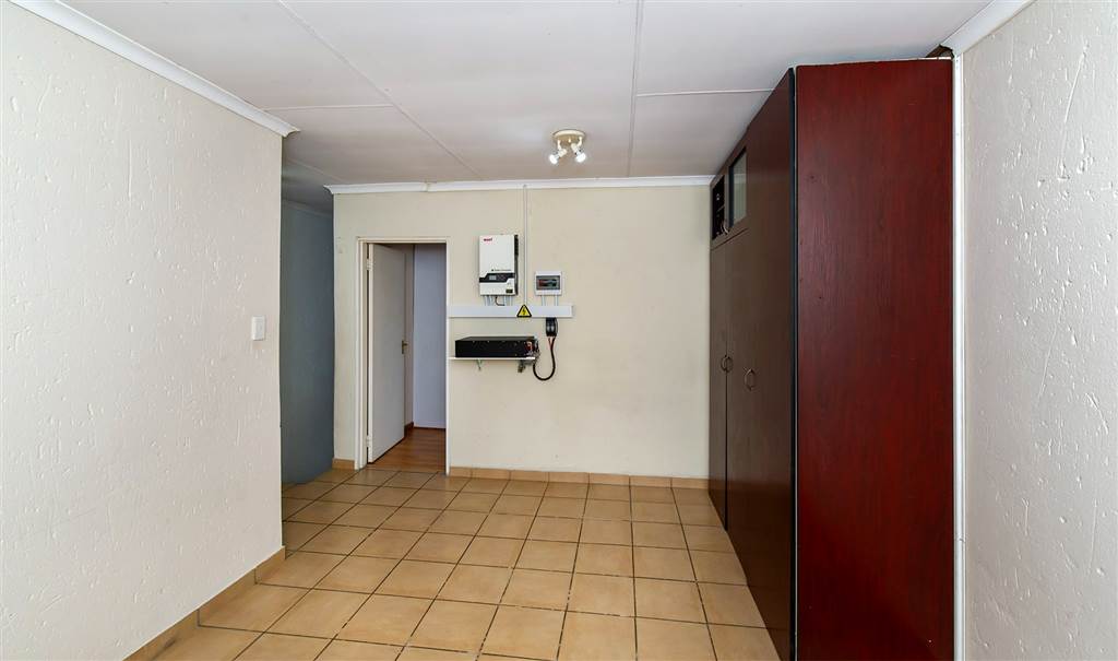 3 Bed Townhouse in Greenstone Hill photo number 12