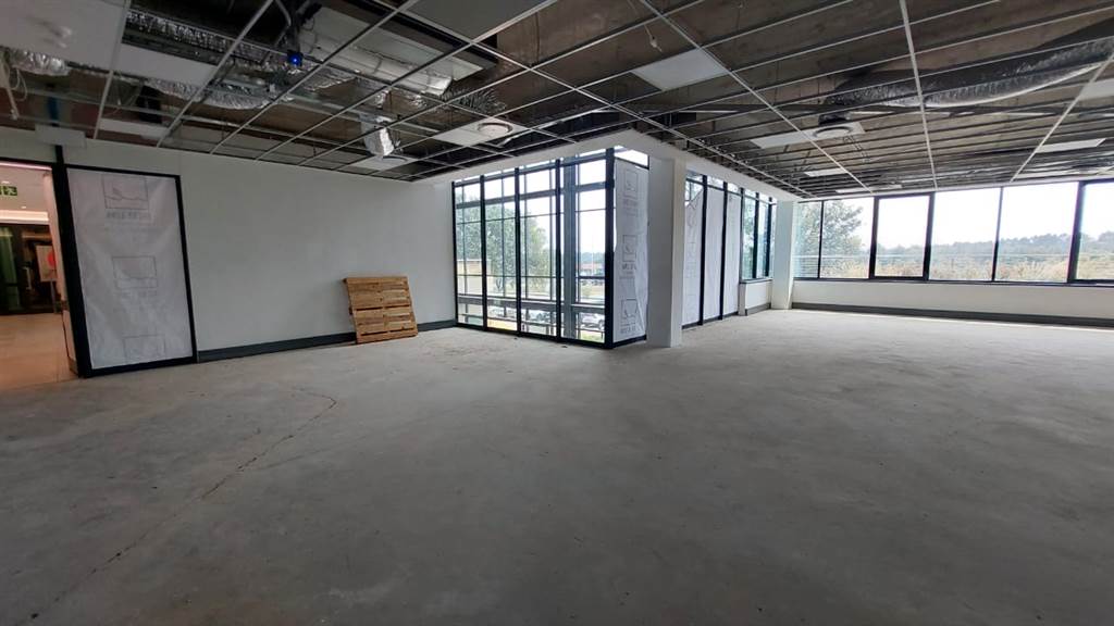 636  m² Commercial space in Doringkloof photo number 25