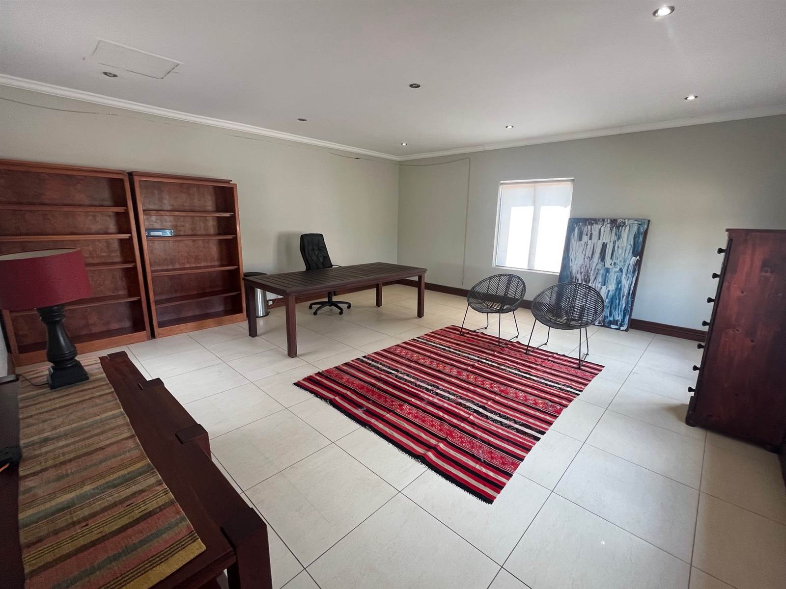 4 Bed House in Waterkloof Ridge photo number 13