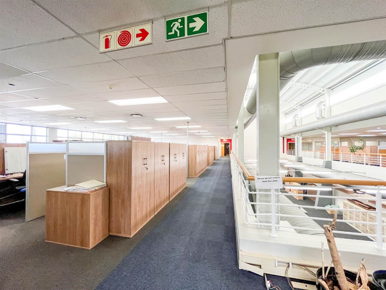 2036  m² Office Space in Parow Golf Course photo number 8