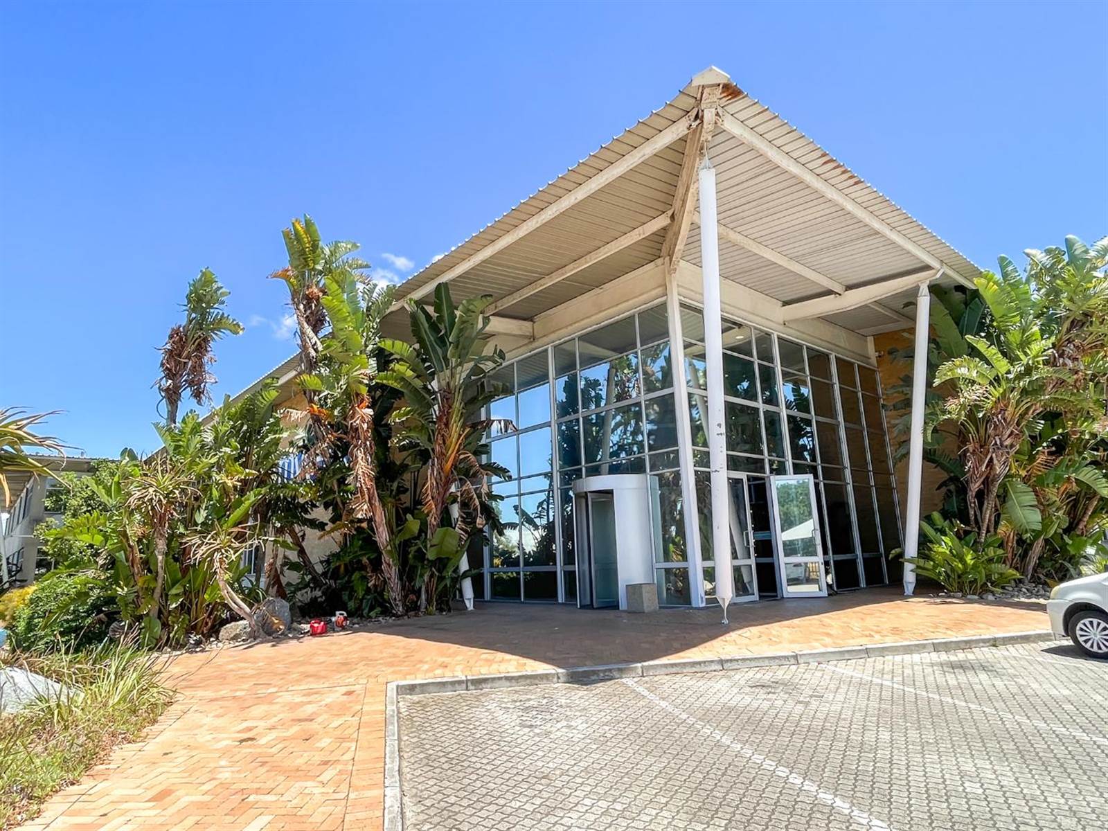 2036  m² Office Space in Parow Golf Course photo number 21