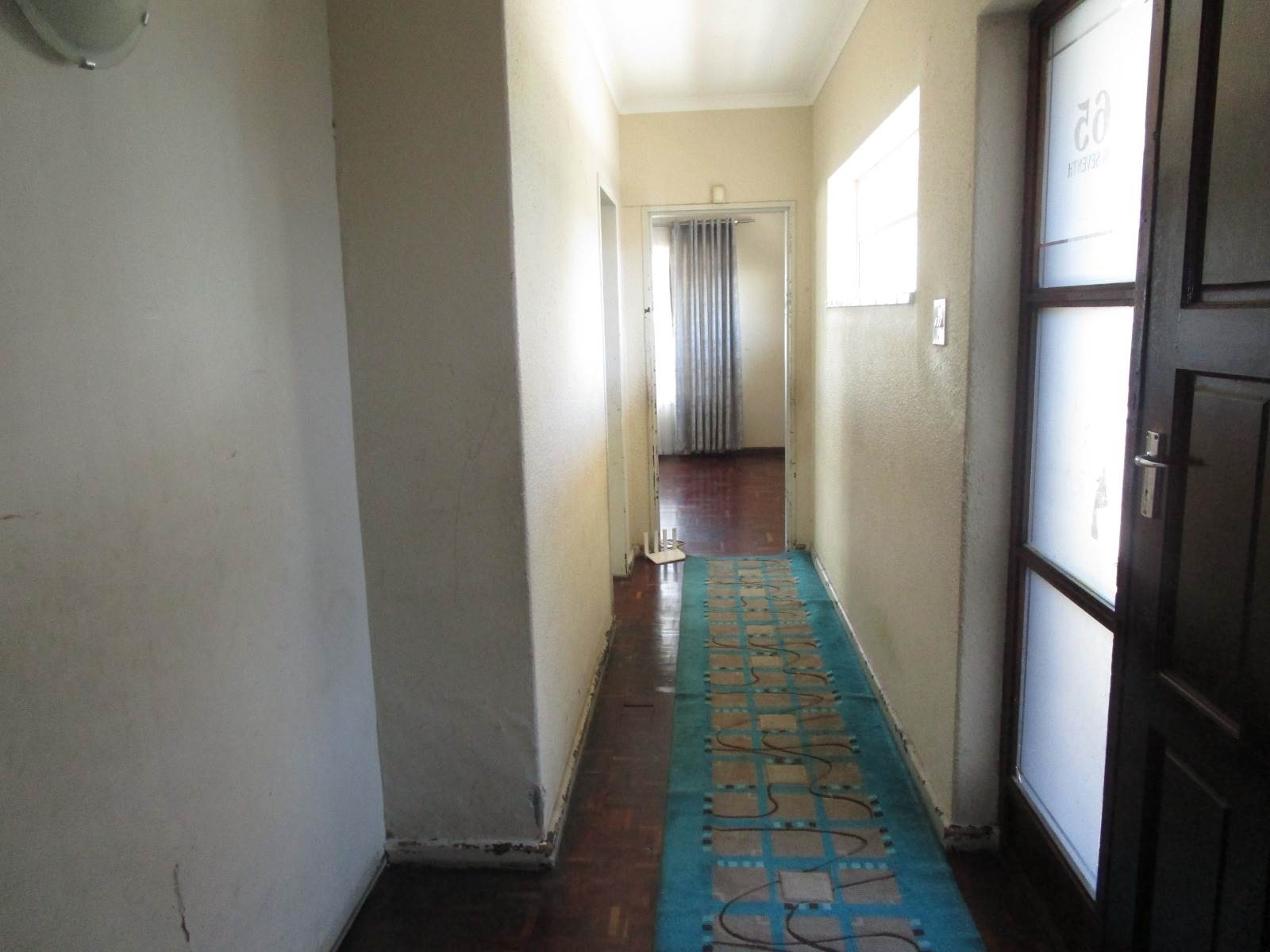 3 Bed House in Rondebosch East photo number 3