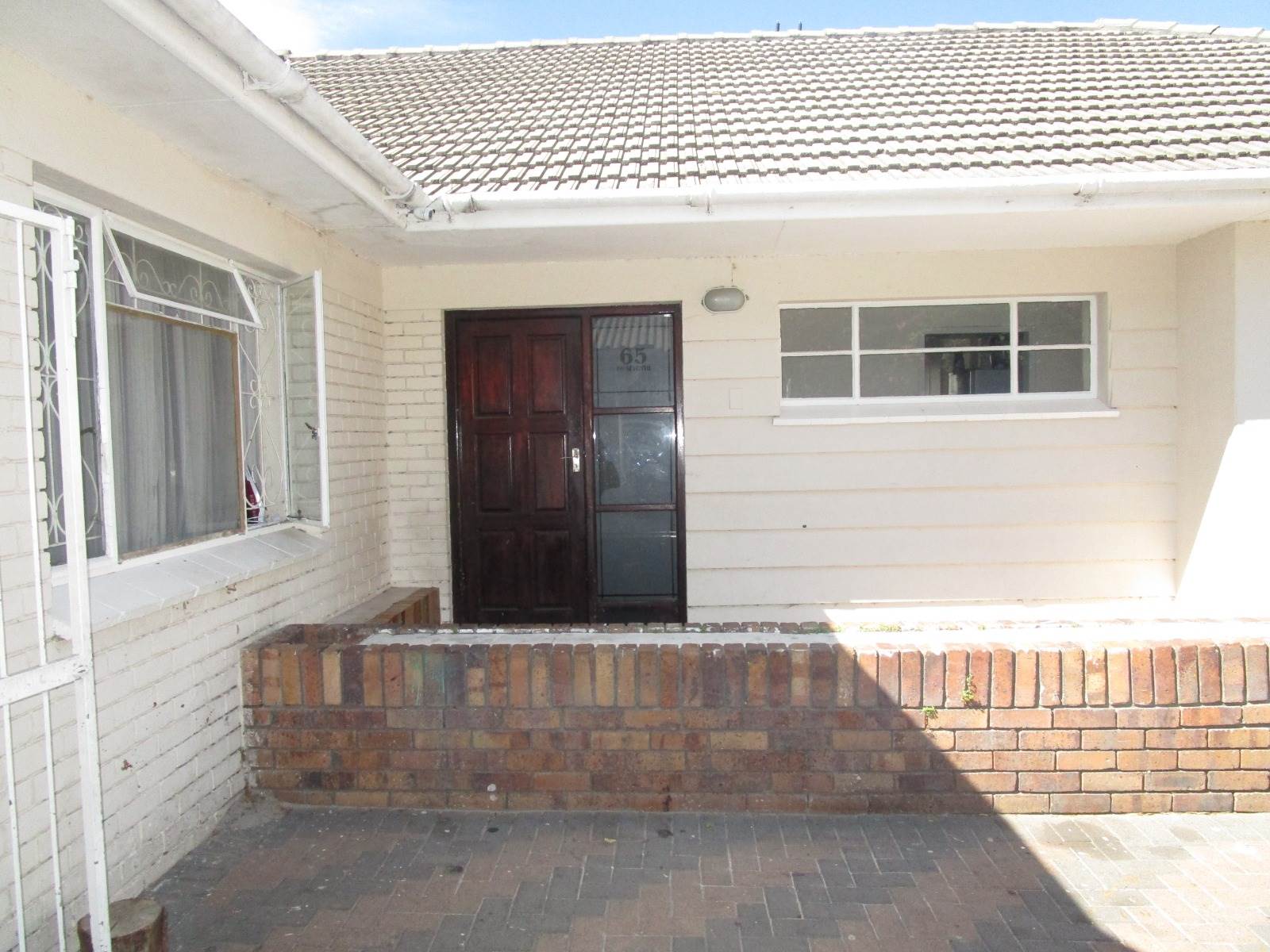 3 Bed House in Rondebosch East photo number 2