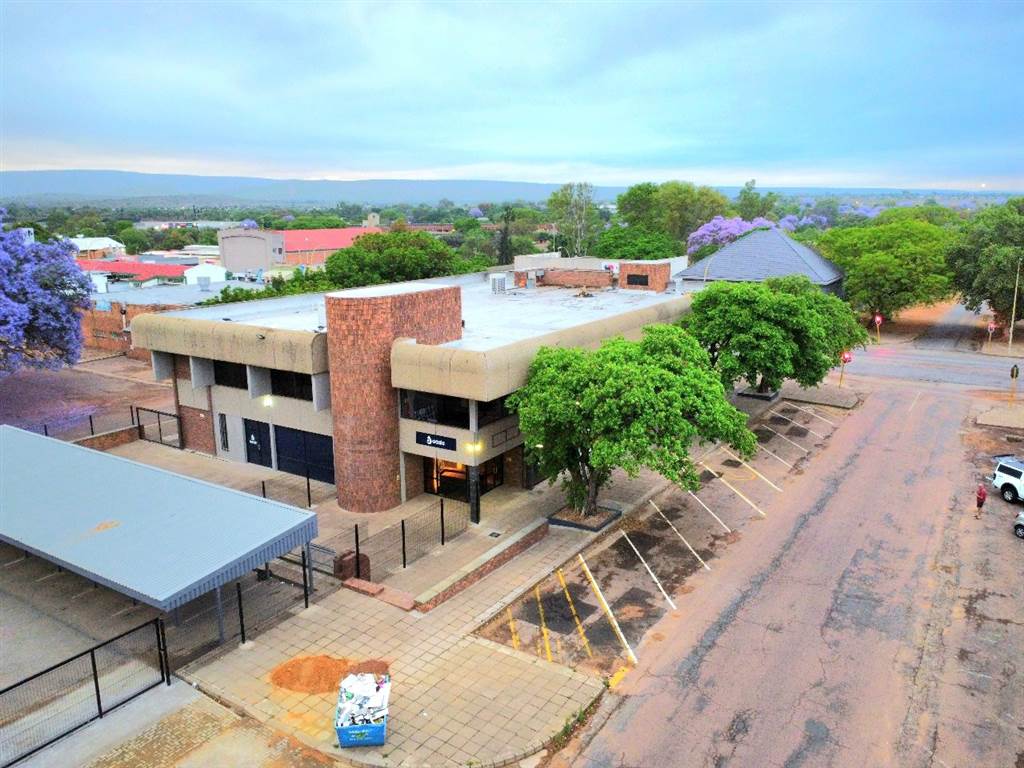 1293  m² Commercial space in Modimolle photo number 3