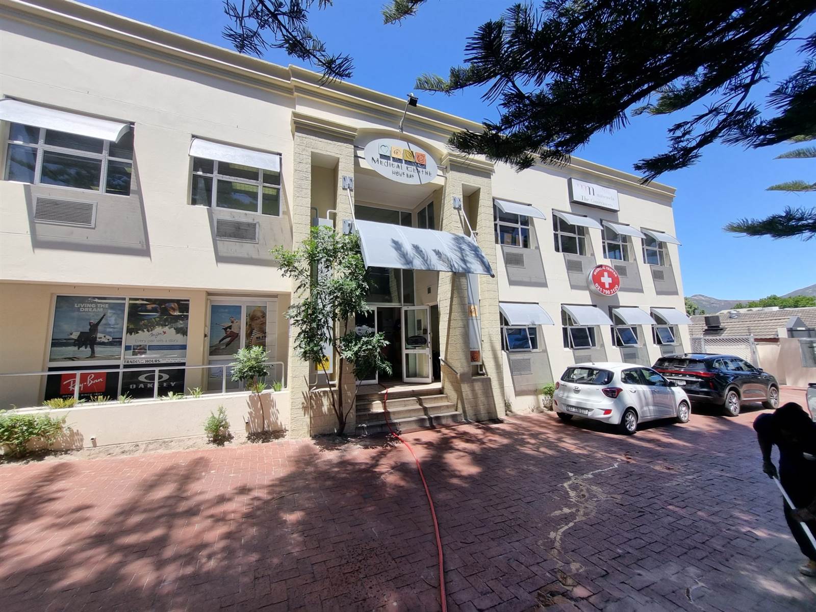 192  m² Commercial space in Hout Bay and surrounds photo number 1