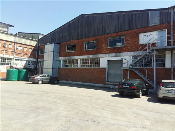 324  m² Industrial space